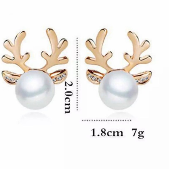 Pearl Reindeer Earrings - Picture 7 of 8